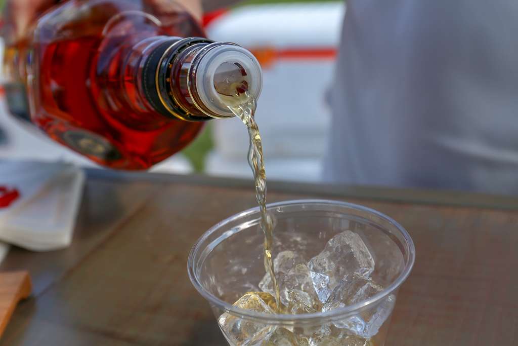 It was a hot day, so whisky on ice was a good combination. 