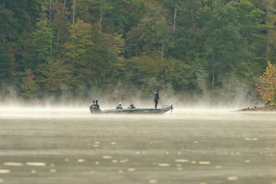 Fred Roumbanis was the last angler to qualify for the Classic Bracket. Take a look at his magical morning on Carters Lake as he moved into the lead of the 2018 Mossy Oak Fishing Bassmaster Classic Bracket.