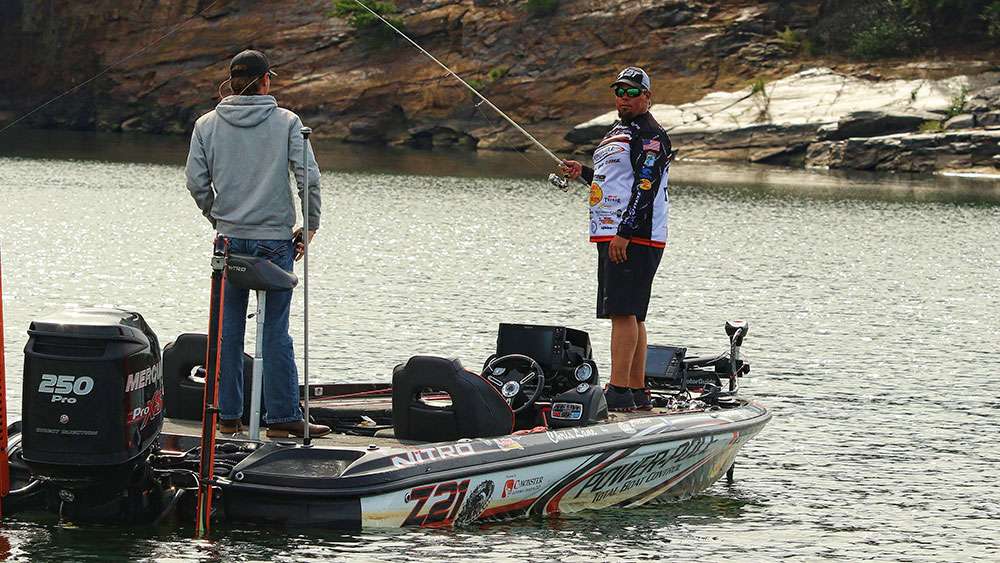 Catch up with all the action from Chris Lane's final hour of fishing on Day 1 of the 2018 Mossy Oak Fishing Bassmaster Classic Bracket!