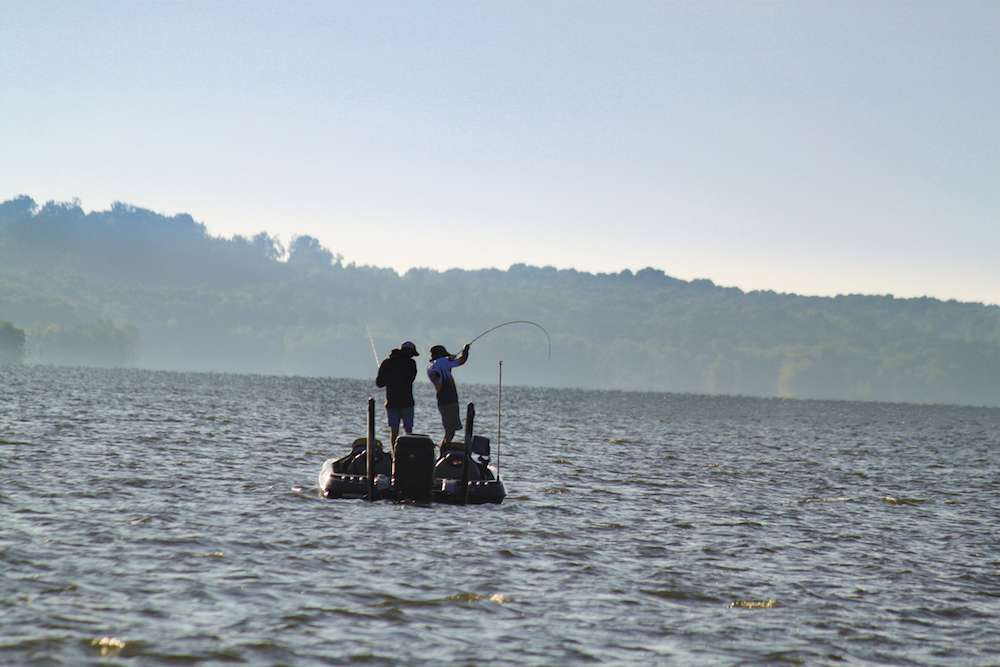 <h4>6. Pickwick Lake, Alabama/Mississippi/Tennessee</h4><br> [43,100 acres] According to local guide David Allen, âThere are more 6-plus to 8-plus [pound] fish being caught this year than Iâve seen in the 10 years I have been here.â The data seems to support his claim, with three different tournaments being won with limits topping 30 pounds. That said, most tournaments are taking around 17 pounds to win. However, the bonus when fishing this lake: You can catch smallmouth, spots and largemouth all in the same day.
