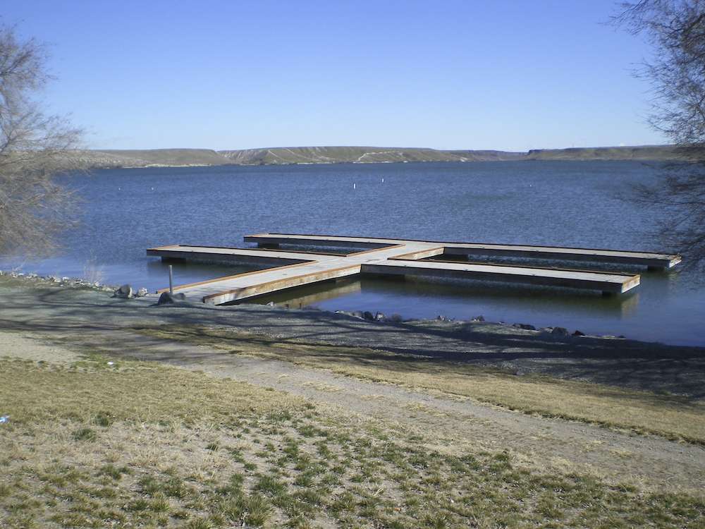 <h4>20. C.J. Strike Reservoir, Idaho</h4><br> [6,759 acres] This high desert reservoir, on the Snake and Bruneau rivers, is operated for power generation. As a result, water levels remain relatively stable, which leads to good bass recruitment and consistent fishing. Smallmouth dominate here, but it often takes one or two largemouth to win a tournament. It took 18 pounds to finish in the Top 4 at a Magic Valley Bassmasters event in March. Big bass was a 6.51-pound largemouth, while the second-biggest fish was a 4.22 smallie. 