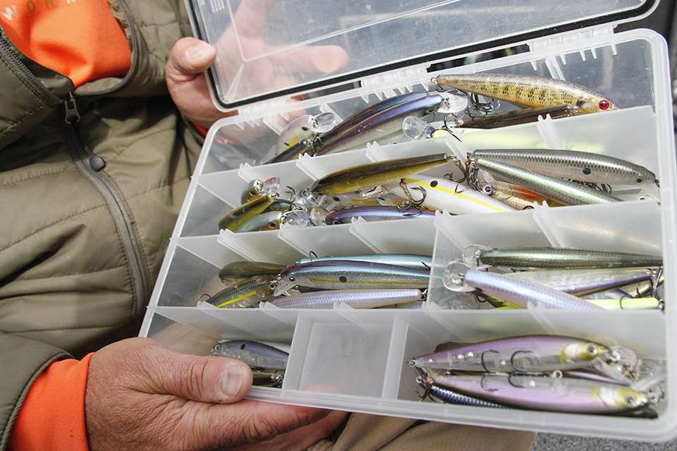 He rigs tackle before we head back. Which one will he choose?
