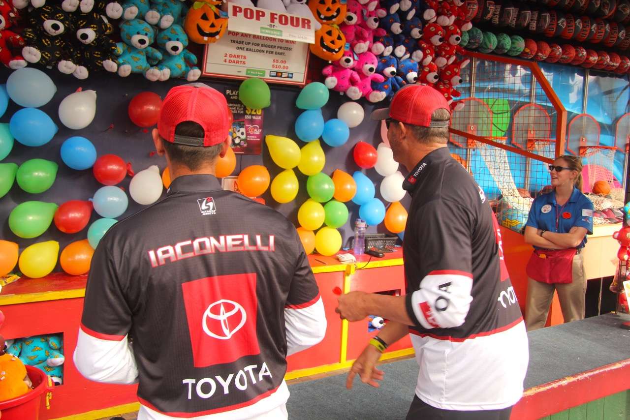 Iaconelli and Swindle tested their world-class hand eye coordination at darts.