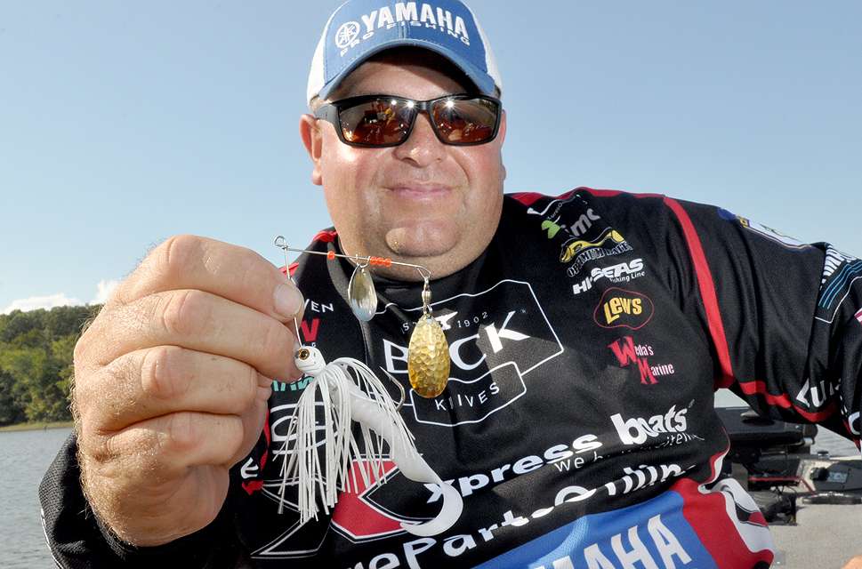 Lure number one is a 1/4-ounce Bill Lowen Signature spinnerbait from lurepartsonline.com.
	âThis compact spinnerbait works all over the country,â Lowen said. âItâs easy to fish and is the perfect profile to get a beginner a lot of bites.â
