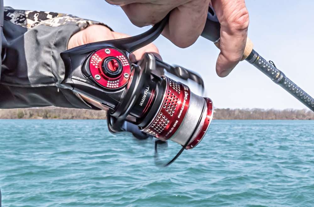 Abu Garcia MGXtreme Spinning Reel<BR>This extremely lightweight, versatile reel is also equipped with an innovative removable sinker keeper that eliminates tangling when using a drop shot.