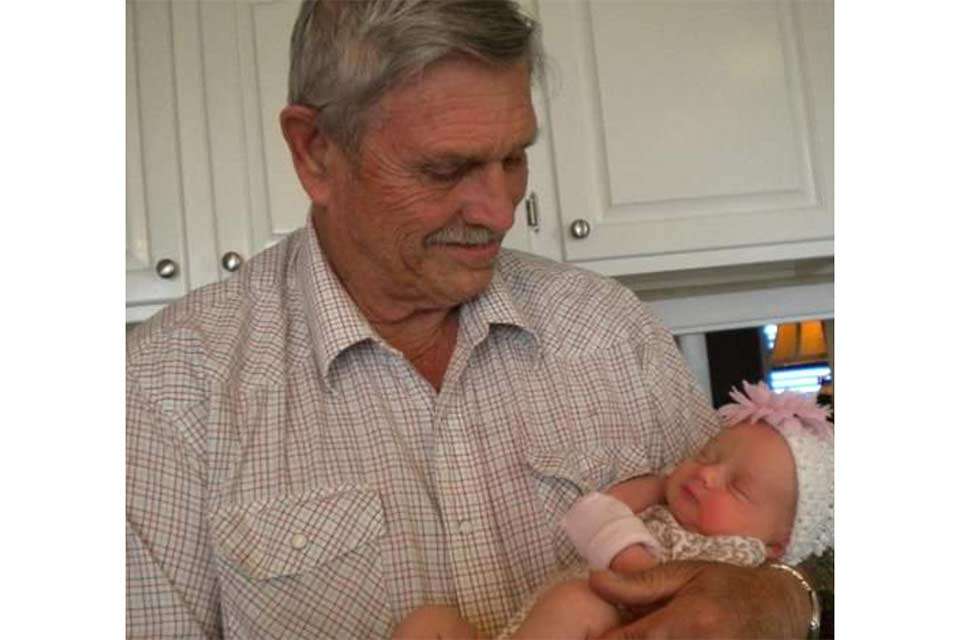 Brad Whatley relates a touching story. âThe best Christmas present that I ever received was my daughter. This is a picture of my father holding her just before he passed. I thank God that she was born and he got to meet his granddaughter.â His wish stays right in line. âI want a happy and healthy family and for God to watch over us this coming year. I would also like to have a successful rookie season on the Elite Series.â 