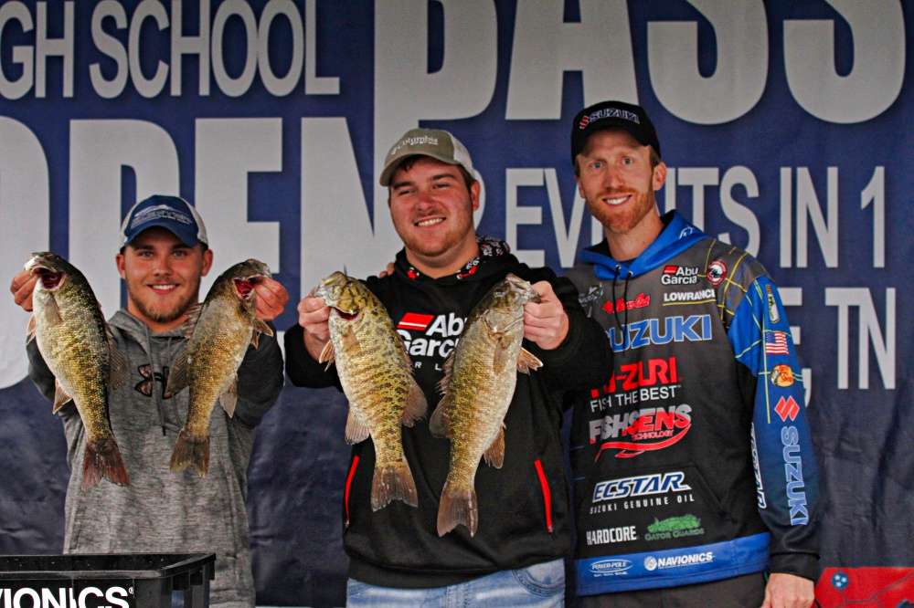 Brandon Card held his third annual College and High School fishing tournament this past weekend with almost 300 anglers showing up. Here are some photos from the event including the college winners, Bethel University's Seth Roberts and Kyle Palmer.