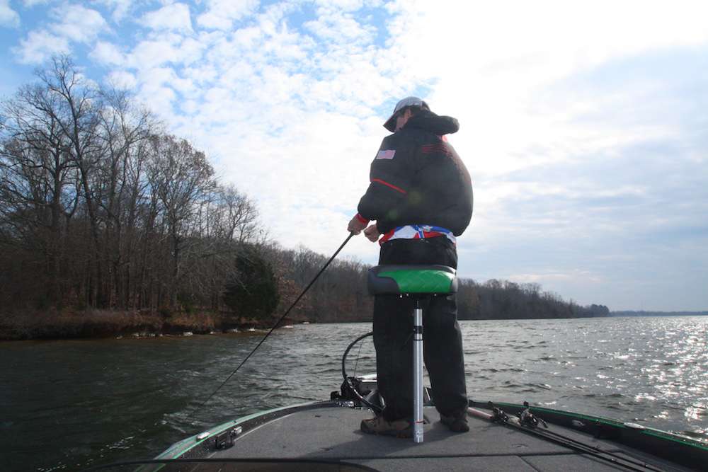 <b>12:15 p.m.</b> Fritts runs uplake to a tributary arm and cranks the edge of a shallow flat. <br>
<b>12:23 p.m.</b> He catches three short fish on the Bad Shad. âSurely thereâs a big fish out here somewhere!â <br>
<b>12:32 p.m.</b> Fritts follows a shallow point offshore and catches another nonkeeper. <br>
<b>12:39 p.m.</b> Another short fish eats the Bad Shad. <br>
<b>12:47 p.m.</b> Fritts runs downlake to crank a point he fished earlier.
