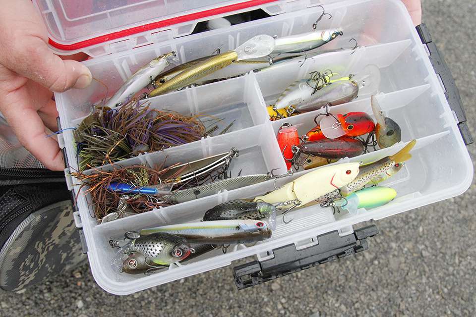 One box is all he needs for all of his hard baits. He has topwater, crankbaits, jigs, jerkbaits and even a spoon or two.