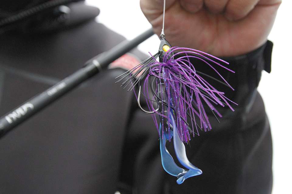 Along with the swim jig he also mixed in a bladed jig some as well.
