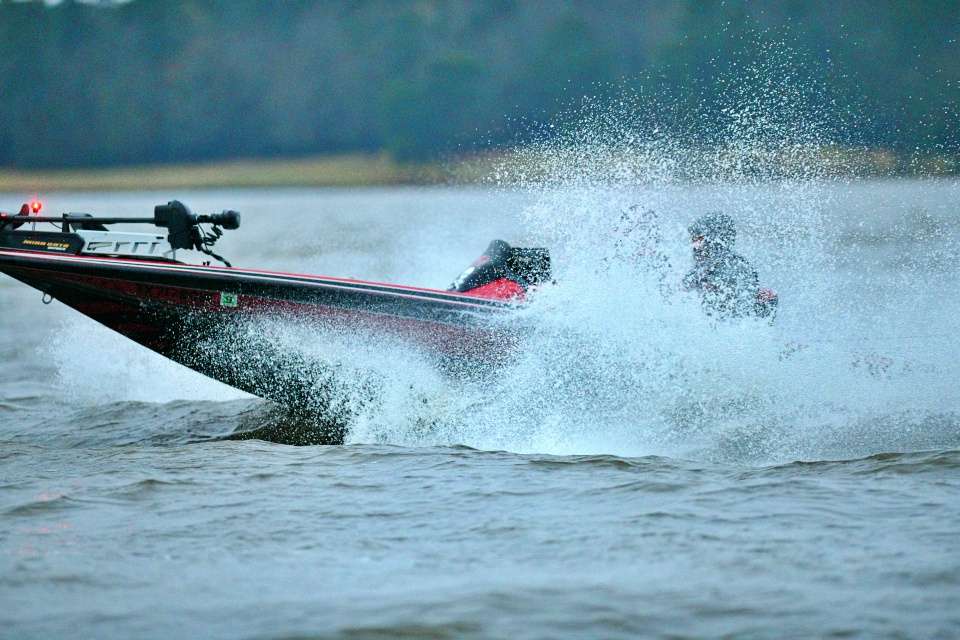 Anglers fire up their big engines and hit the water on the first day of the 2019 Basspro.com Bassmaster Central Open at Toledo Bend. 