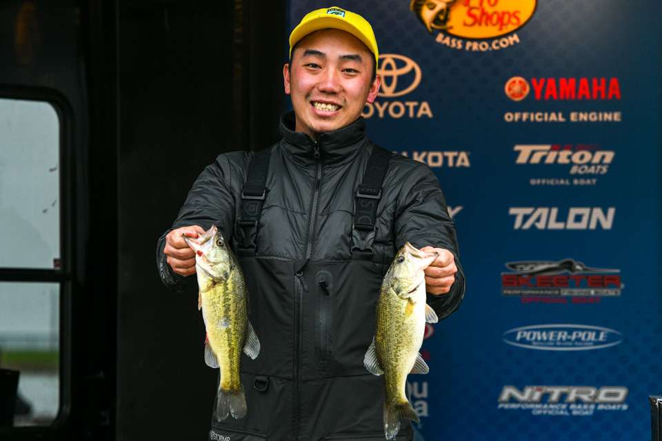 Xeng Lee, 119th place co-angler (2-11)