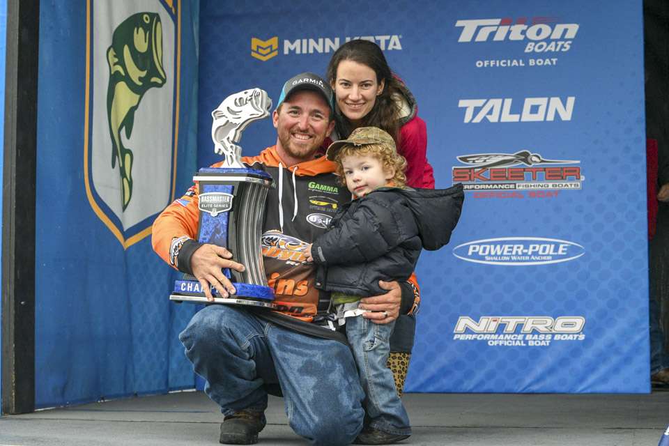 Paul Mueller celebrates with family on Championship Sunday.