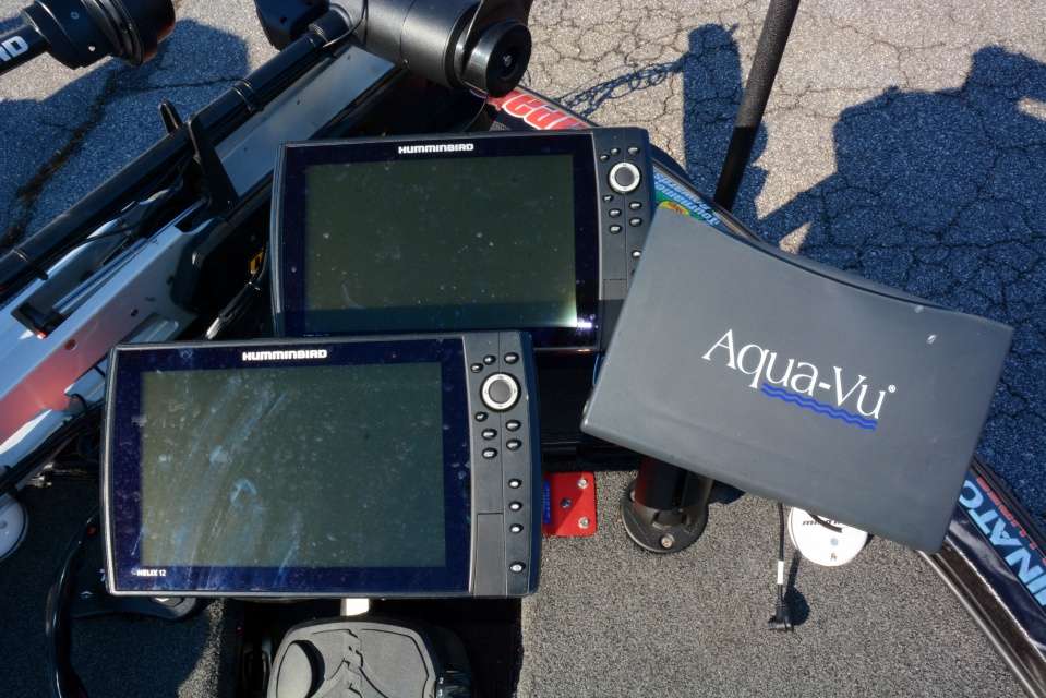 So is the Aqua-Vu HD10i Pro high definition underwater camera with 10-inch screen. âItâs rigged for plug-and-play instead of having to dig everything out of a storage compartment,â explained DeFoe. 
