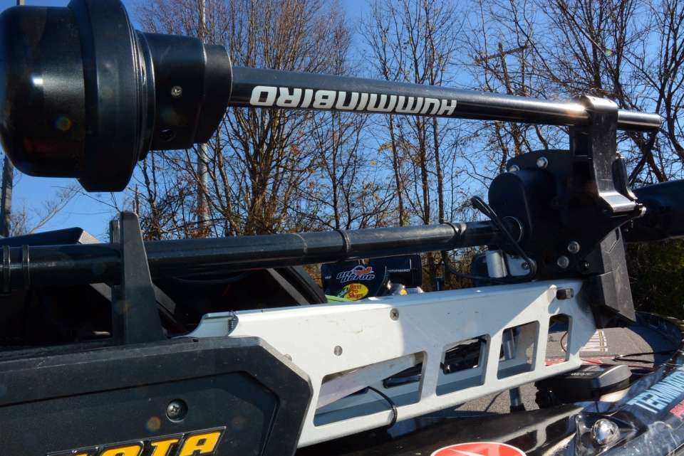 Mounted to the Ultrex 112 is the transducer for the Humminbird 360 Imaging. DeFoe gets a detailed, 360-degree view extending 150 feet to either side of the boat. The 300-foot circle allows him to see detailed bottom structure and even fish swimming around the boat. 
