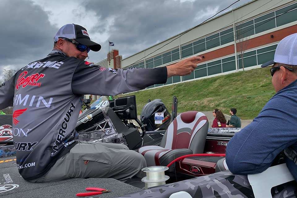 Davy Hite visits with Jason Christie, among the anglers many believed would excel in the tournament. Christie, who has been close to winning a Classic several times in his seven appearances, finished a disappointing 40th in what might be his final championship as he was among the pros who left B.A.S.S.