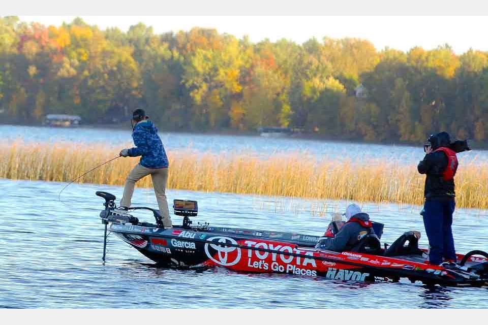 <b>Michael Iaconelli (25-1)</b><br>
Pitts Grove, N.J. <br>
Ike is one of my Top 5 all-time favorite guys to interview. When other anglers are tightlipped about how theyâre catching their fish early in a tournament, heâs likely to do a mini-seminar, listing which baits heâs using, which colors are best and how heâs working them. Itâs like he says, âI donât believe anyone else can catch them as well as I can. Hereâs how Iâm doing it. I dare you to give it a try.â Thatâs a special kind of confidence â and itâll always give him a chance in the Classic.
