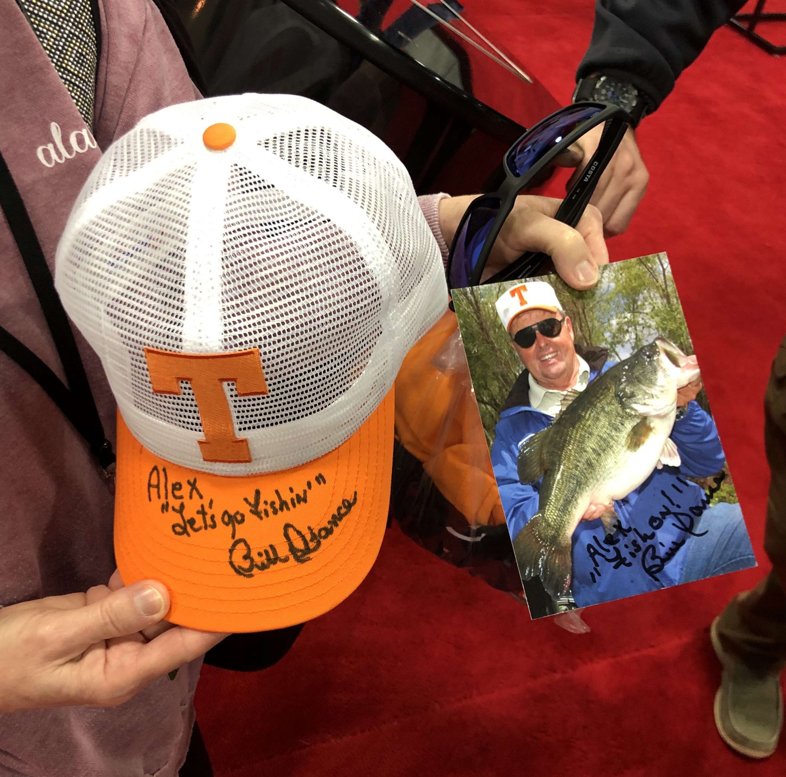 Dance gave him a signed Tennessee hat along with a photo.