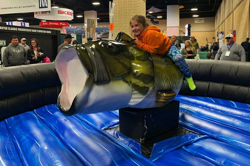 One big line at the expo was to ride the GEICO Rodeo Fish, which Knoxvilleâs Kylee Hawkins, 6, enjoyed. Unlike several anglers, she didnât spin out.