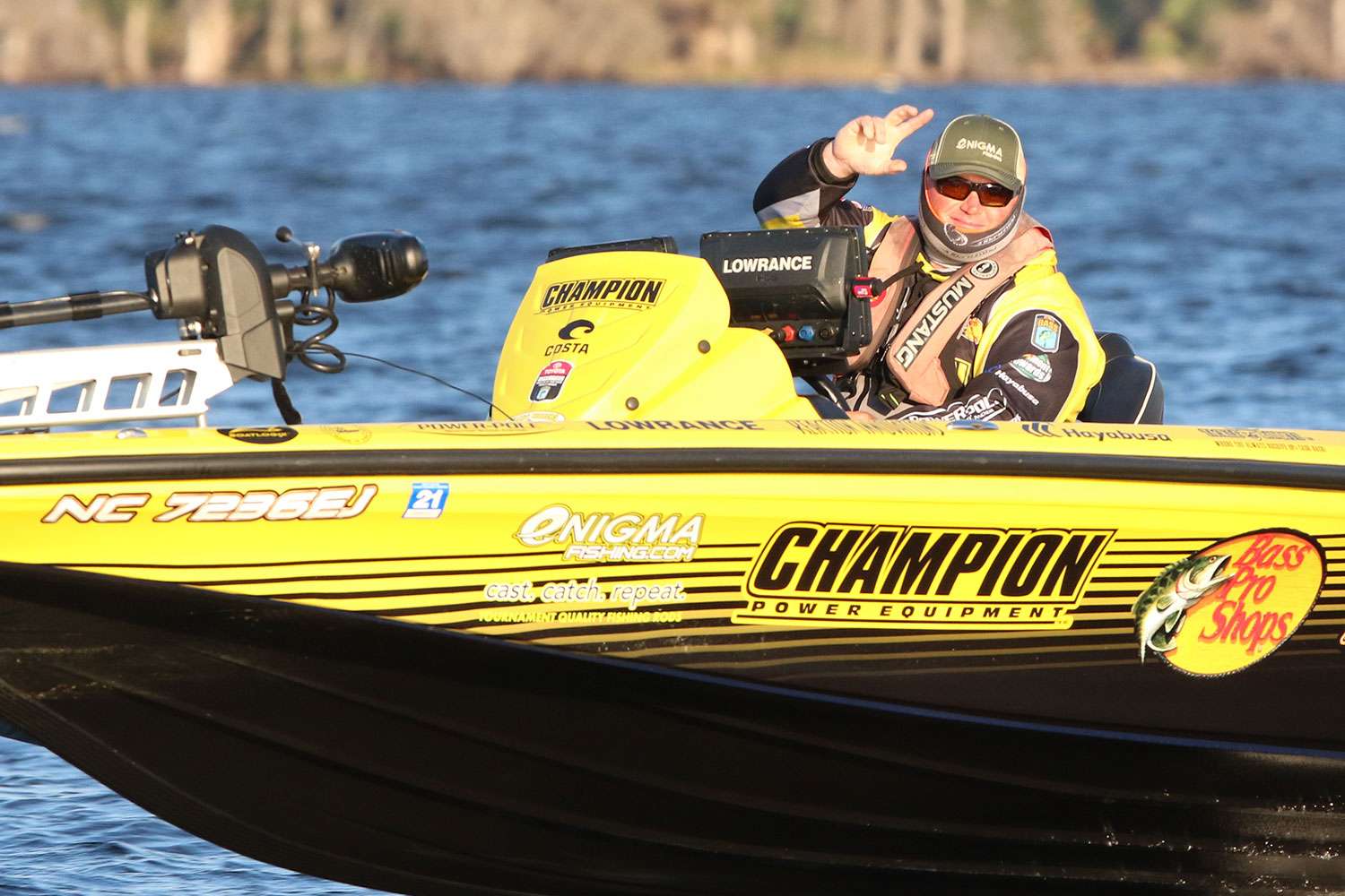 Look for Shane on the 2019 Bassmaster Elite Series this year. Thanks Shane!