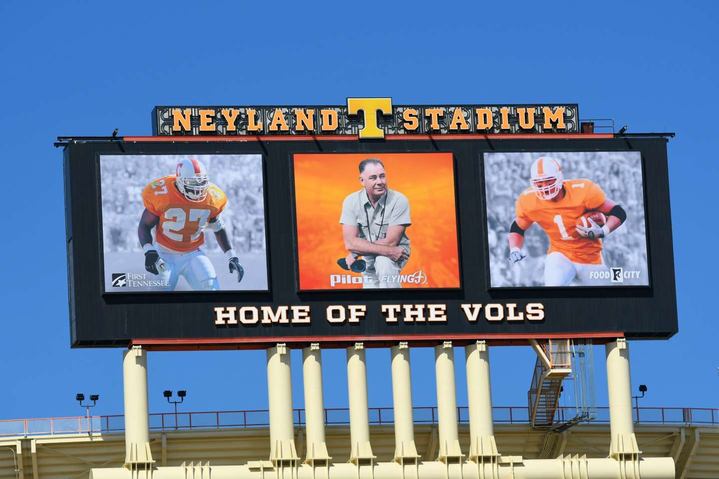 On the backside of the screen are three UT greats: Former coach Gen. Robert Neyland, flanked on the left by Vols Al Wilson and Jason Witten at right. He went on to play for the Dallas Cowboys and ranks second in all-time receptions and receiving yards by an NFL tight end. Wilson played on the Vols 1998 NCAA National Championship team, then eight seasons for the Denver Broncos. 