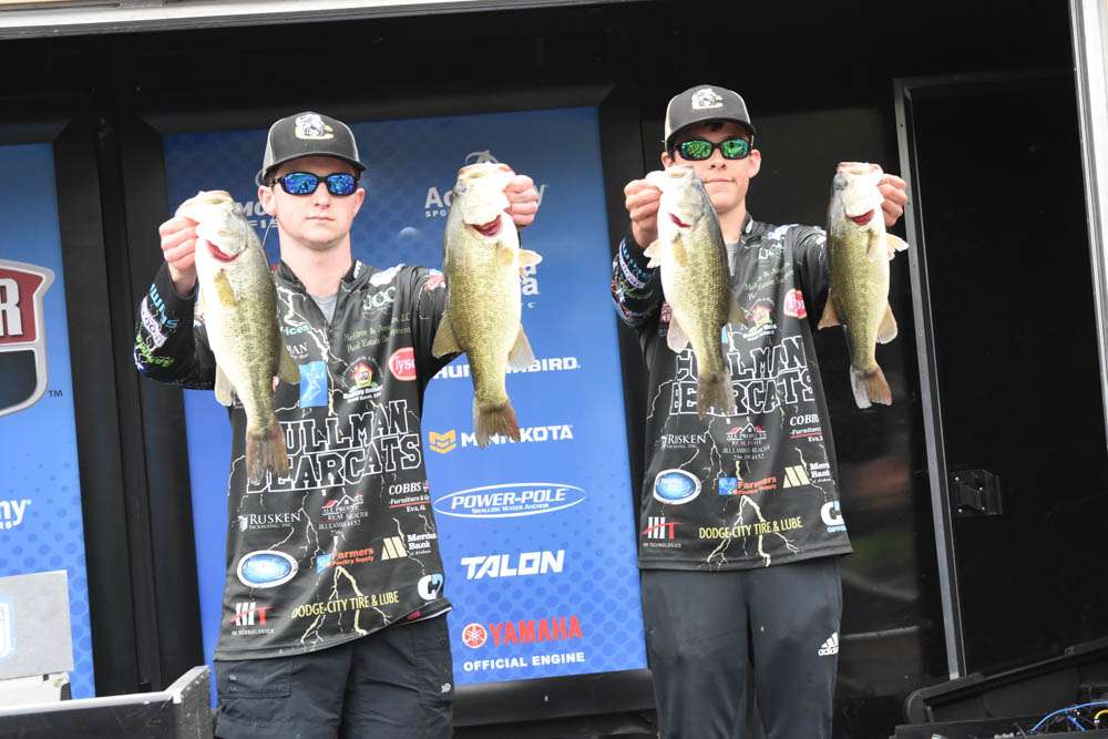 Houston Smith and Jack West, Cullman High School, Alabama, 26th place, 13-12