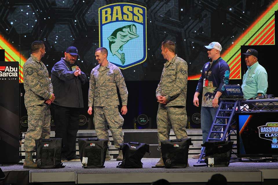 Follow the action as the anglers weigh in Day 1 of the 2019 GEICO Bassmaster Classic presented by DICK'S Sporting Goods.