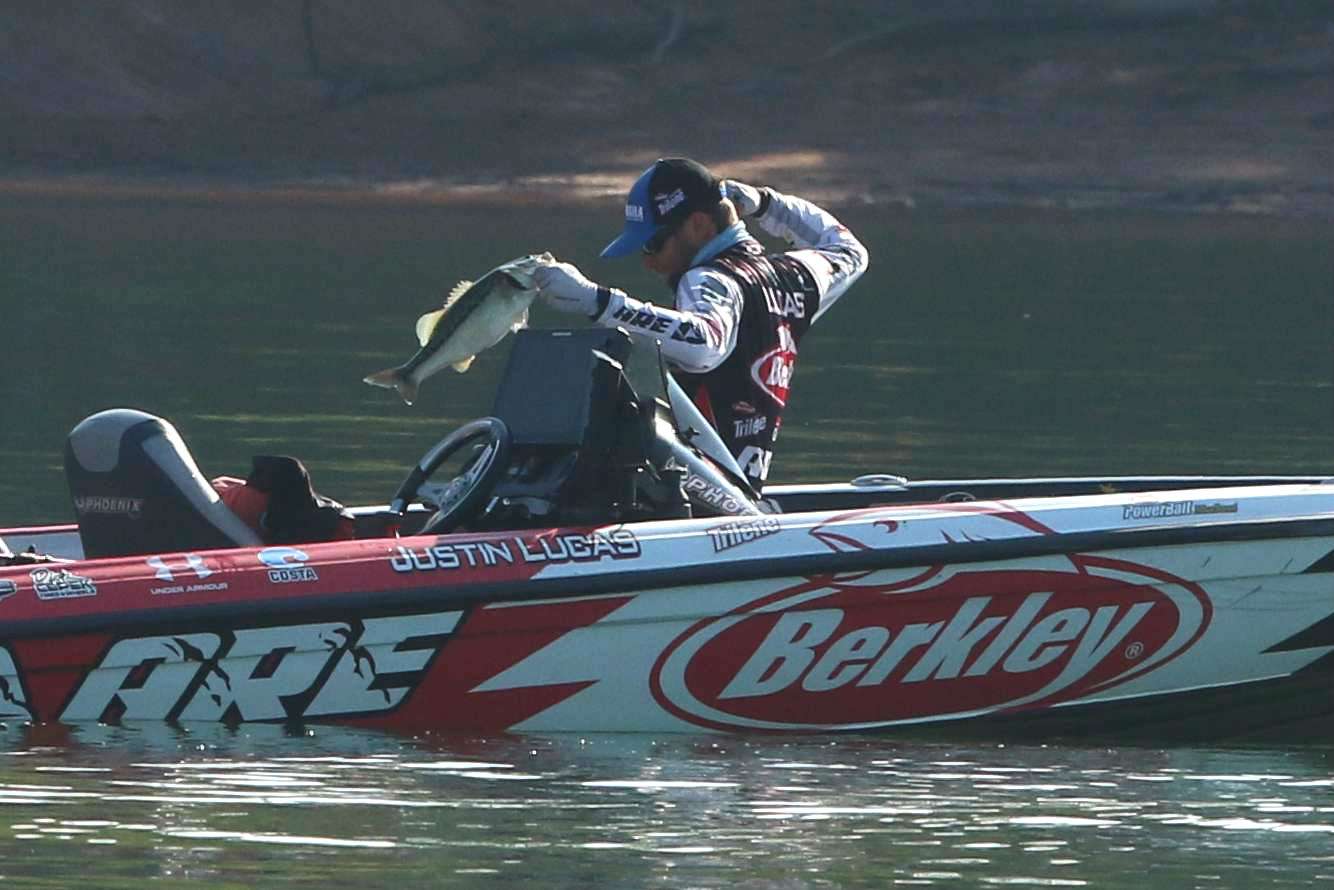 <h4>Justin Lucas</h4>
Guntersville, Alabama
<br>Classic History: 3 appearances<BR>Qualified via 2018 Bassmaster Elite final AOY standings <br>2018 AOY Rank: 1
