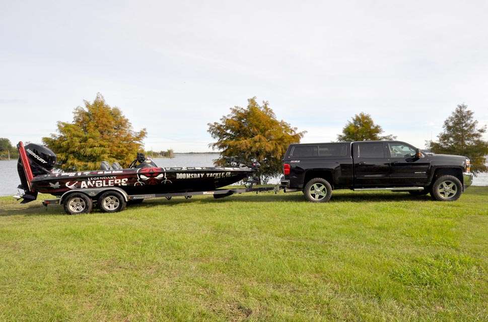 Check out the full rig that David Mullins drives and competes in during Bassmaster Elite Series tournaments. Mullins is a native of Tennessee, and he has been an Elite angler since 2014.