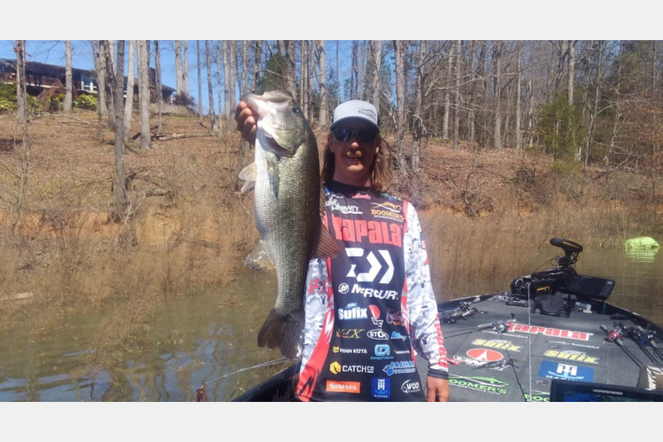 In last yearâs Classic, which was about three weeks earlier in the year, the biggest bass caught was Mark Daniel Jr.âs 6-pound, 11-ounce lunker. Seth Feider shows off his Day 3 lunker that weighed 5-15.
