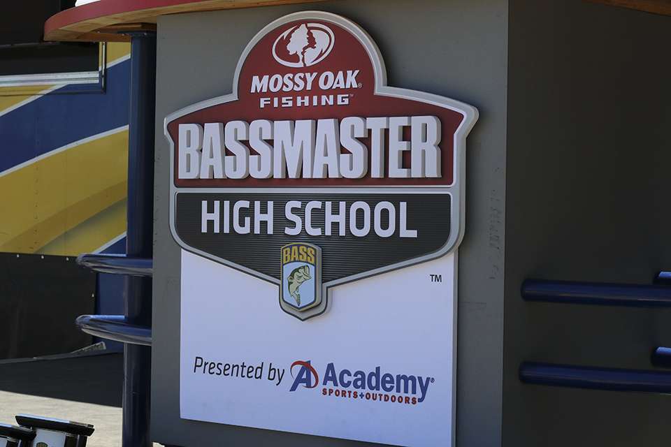 Follow the action at the weigh-in for the 2019 Mossy Oak Fishing Bassmaster High School Central Open presented by Academy Sports + Outdoors.