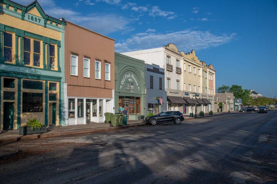 Downtown Georgetown is a wonderful place to shop and stroll the streets.