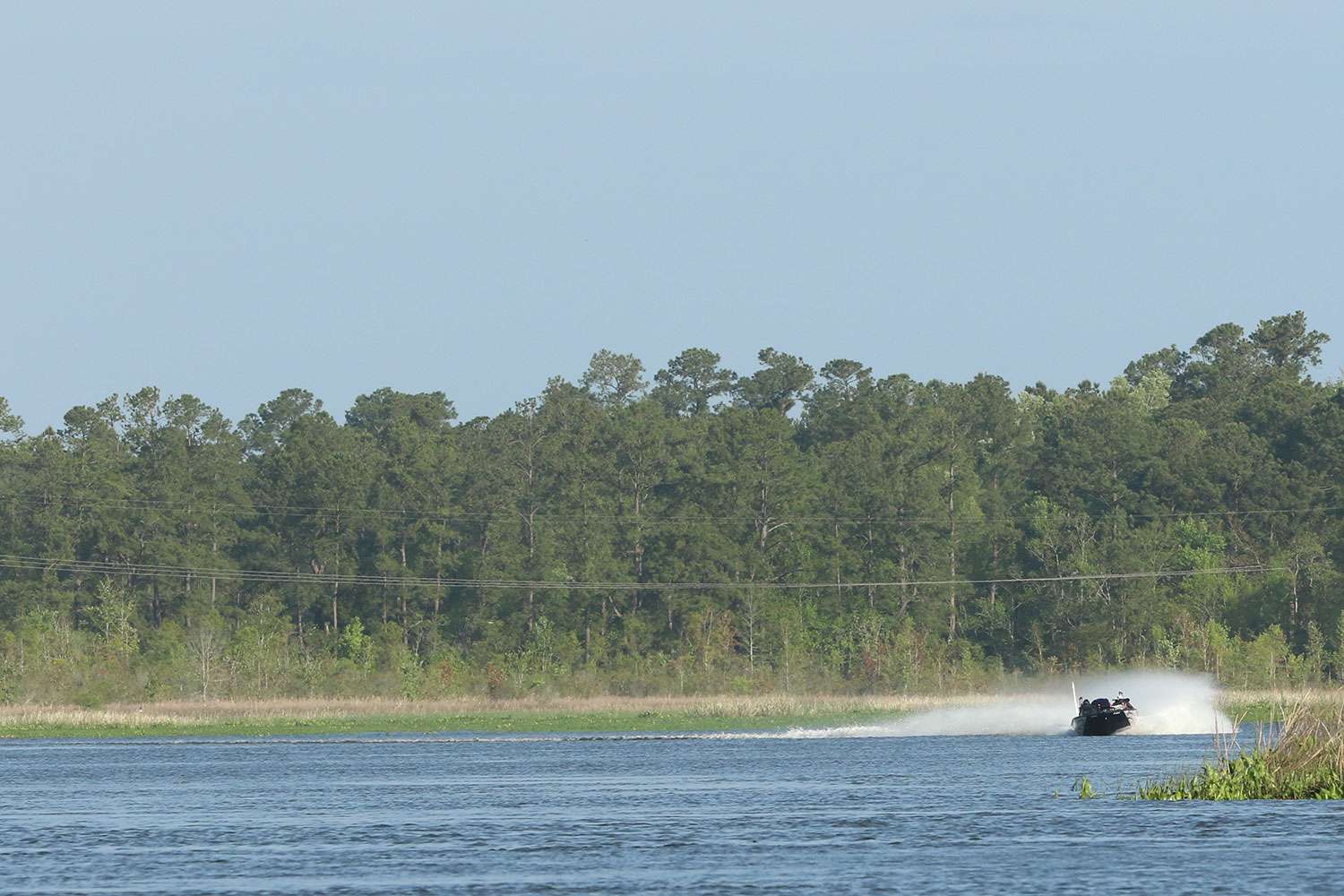 Catch up with Bill Lowen as he gets it going on the second morning of the 2019 Bass Pro Shops Bassmaster Elite at Winyah Bay!