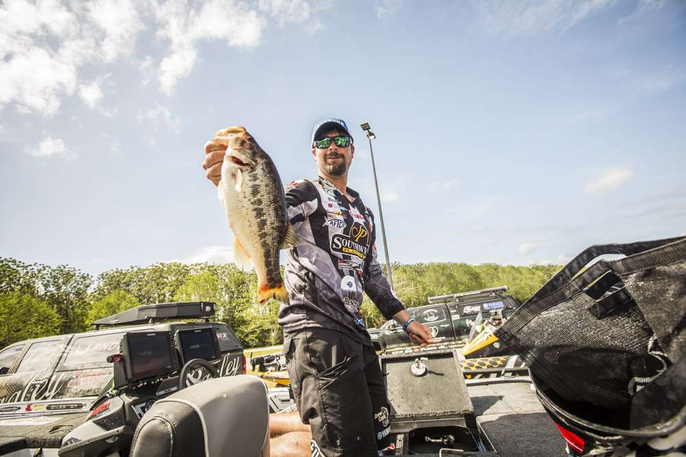 See the hustle and bustle behind the scenes of the Bassmaster Elite at Winyah Bay Day 1 weigh-in.