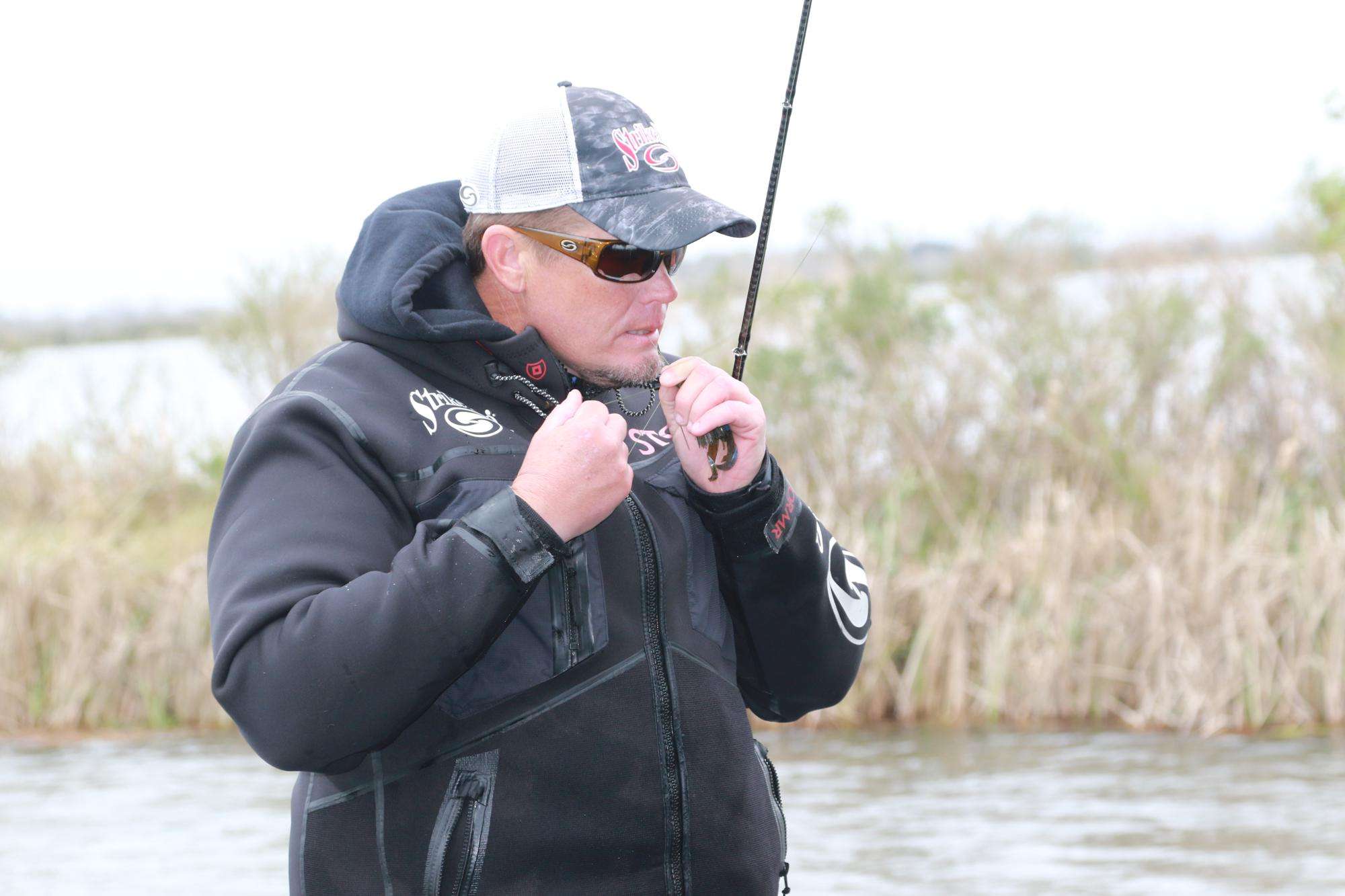 Strong knots are essential to the high-impact technique of jig fishing. Combs makes sure his connections are clean and he checks his knot after catching a few fish.