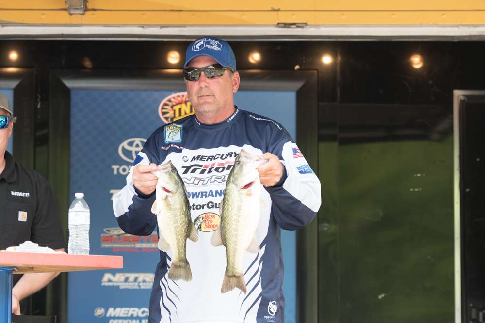 See the anglers weigh in after Day 1 of the TNT Fireworks B.A.S.S. Nation Central Regional on Lake Guntersville.

Daniel Bowling - Indiana - 34th - 26-2 Pro