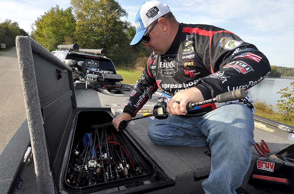 Lowen is known for his skill with shallow crankbaits. Here he fetches one of his favorite cranking outfits from his rod locker. It is a Castaway Skeleton V-2 7-foot Medium Cranking rod sporting a Lewâs BB1 reel.