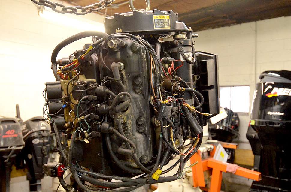 Hereâs my engine after one of Blackbird Motorsâ mechanics removed it from the lower unit.