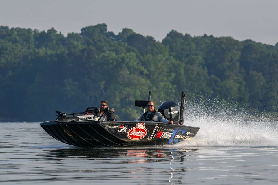 Day 1 leader John Cox had another good day at the Basspro.com Bassmaster Eastern Open on Lake Chickamauga.