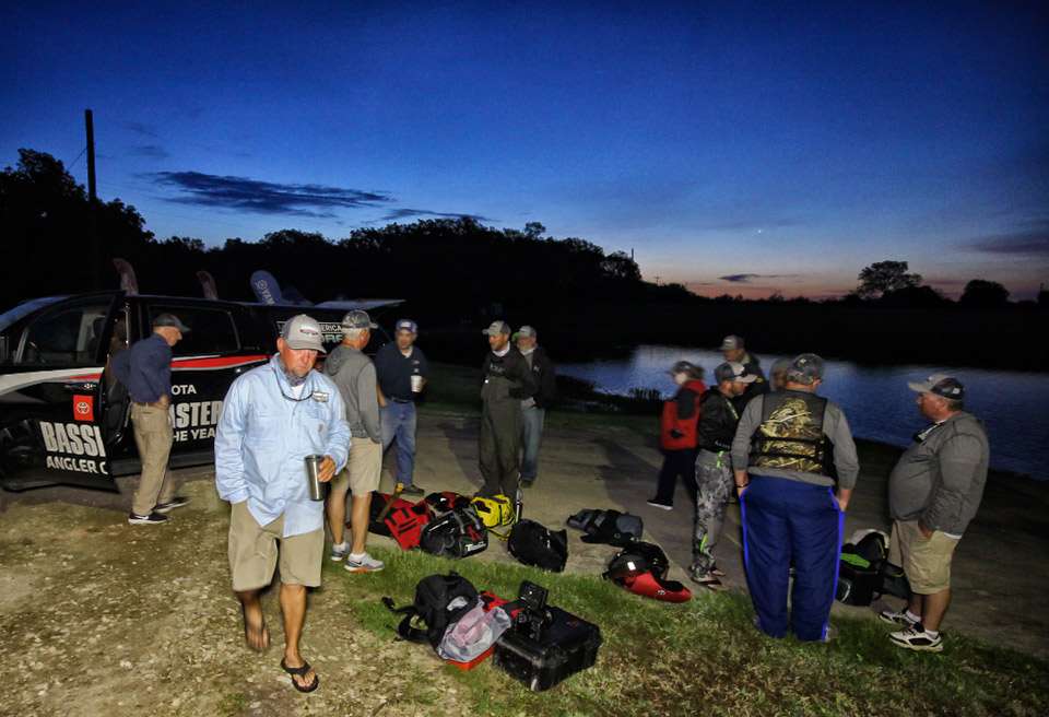 See the Top 10 head out on the final morning of the 2019 Toyota Bassmaster Texas Fest benefiting Texas Parks & Wildlife Department!