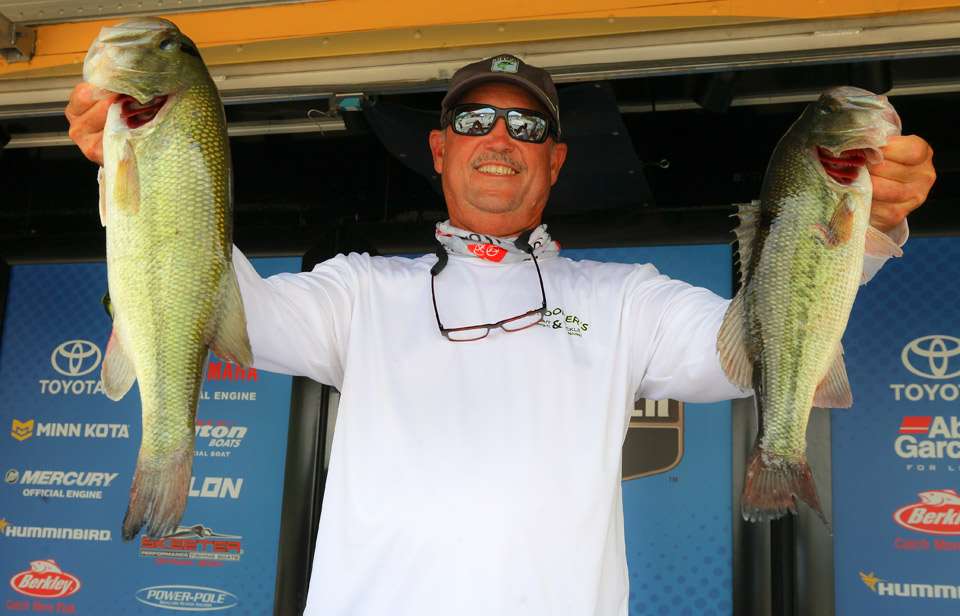 Mike Spears, 15th co-angler (15-14)