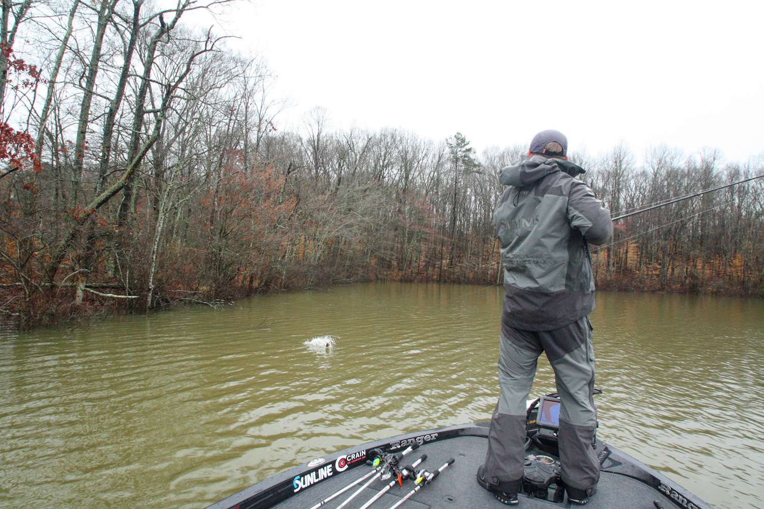 <b>10:25 a.m.</b> Frazier catches his fourth keeper, 1 pound, 5 ounces, on the bladed jig. âThis guy hit way off the bank.â <br>
<b>10:32 a.m.</b> Frazier runs the buzzbait across a series of laydown trees. <br>
<b>10:44 a.m.</b> He pitches the jig to a submerged log. <br>
<b>10:48 a.m.</b> Frazier casts the bladed jig around another flooded island. <br>
<b>10:55 a.m.</b> Frazier makes a short hop back to the island where he caught his third keeper and fishes the opposite side with the bladed jig.
<p>
<b>3 HOURS LEFT</b><br>
<b>11:03 a.m.</b> A bass taps the bladed jig. âSmall fish.â <br>
<b>11:13 a.m.</b> Frazier idles into another nearby cove and quickly hits several docks with the bladed jig. âSome guys love to fish docks. Iâm not one of them.â <br>
<b>11:20 a.m.</b> Frazier casts the bladed jig to a rock bank. âYouâd think theyâd be on these rocks, but thereâs absolutely no pattern to these fish. Itâs one here and one there. Fast-rising water can destabilize everything.â
