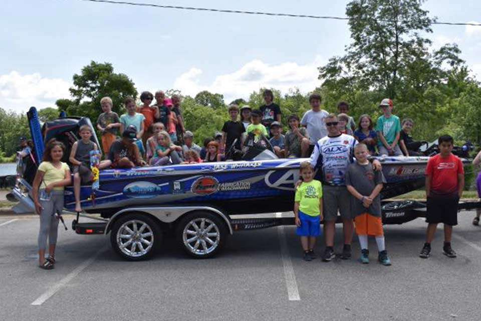Jake Whitaker, the 2018 Elite Series Rookie of the Year, said the same. âWhat a great day! We had over 60 kids come out for the Kids Fishing event at Charles D. Owen Park in Swannanoa, N.C. Was honored to be a part of the festivities. Thereâs nothing like seeing the excitement of a child casting, hooking and catching fish!â 