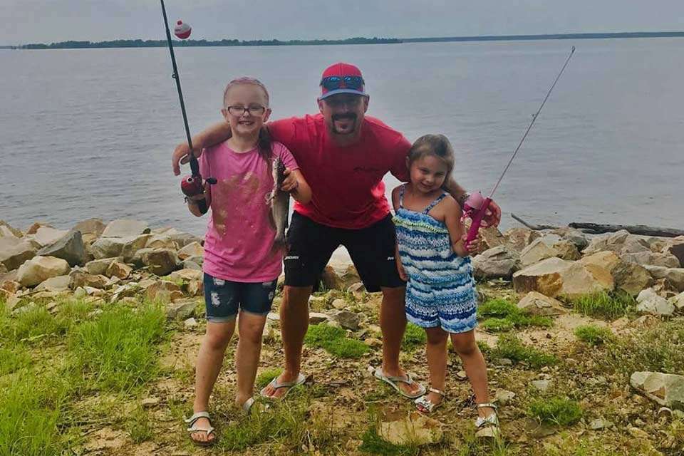 Brad Whatley summed up the thoughts of many Elites on Memorial Day, honoring our fallen soldiers and their families. âThank you to all that have given so much for this country. I get to spend this time fishing with my kids because of all the sacrifices that were made by so many!â