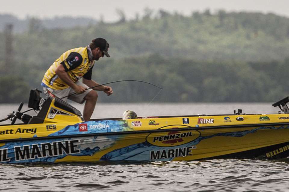 Matt Arey moved into the lead during Day 2 of the Academy Sports + Outdoors Bassmaster Elite Series Tournament on Lake Guntersville.