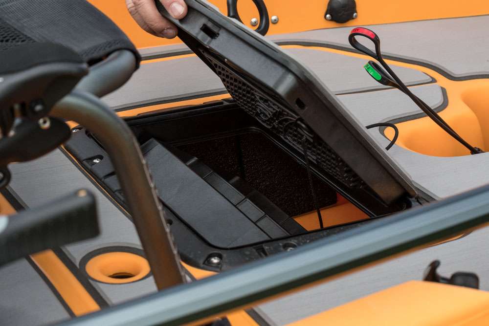 A large twist and seal hatch for tackle is placed right in front of the seat. 