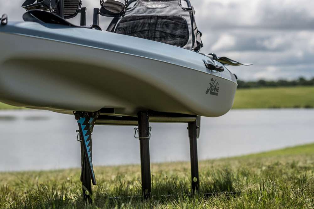Recessed Hull space gives the ST fins extra protection when navigating through shallow water, or breaching. 