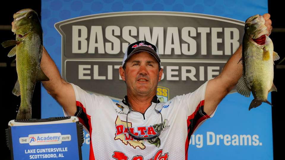 Robbie Latuso, 23rd, 34 - 1