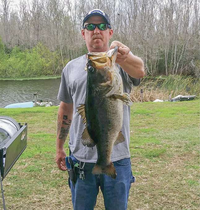 10-10<br>
<b>Eric Long</b> <br>
Private lake, Florida<br>
1/2-ounce Strike King lipless crankbait
