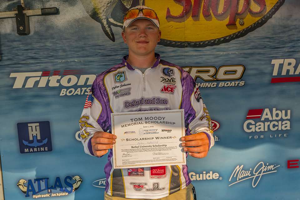 Bethel University awarded the Tom Moody scholarship to Dylan Johnson. The scholarship is open to any angler aged 16-19 who fishes the event.